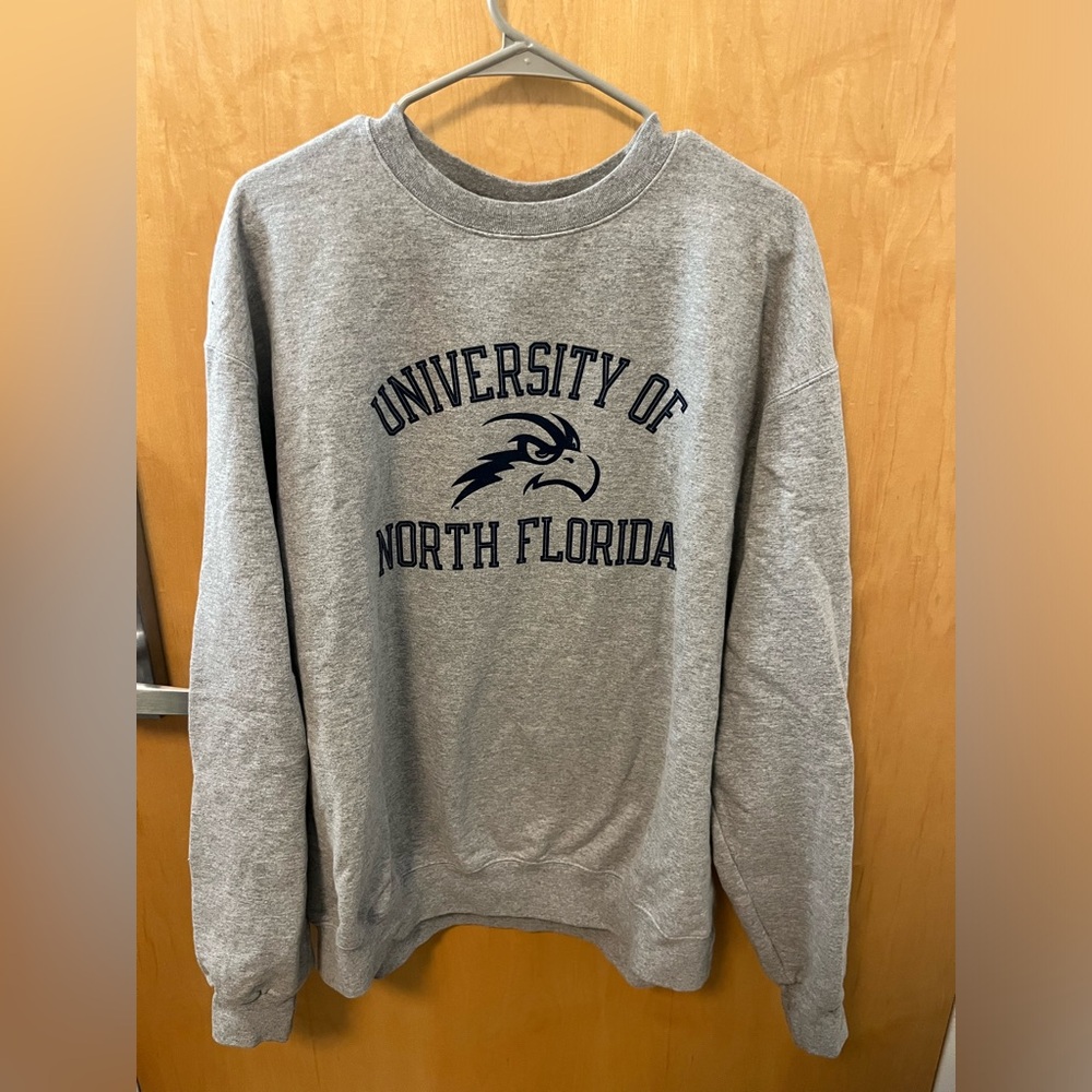 Cute University of North Florida crewneck!